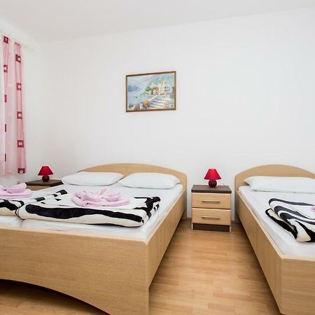 Apartments Mira Baška Exterior foto